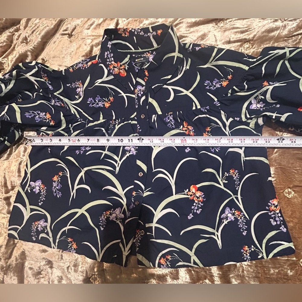 NWOT: The Zooey Bubble-Sleeve Blouse by Maeve - Picture 10 of 12